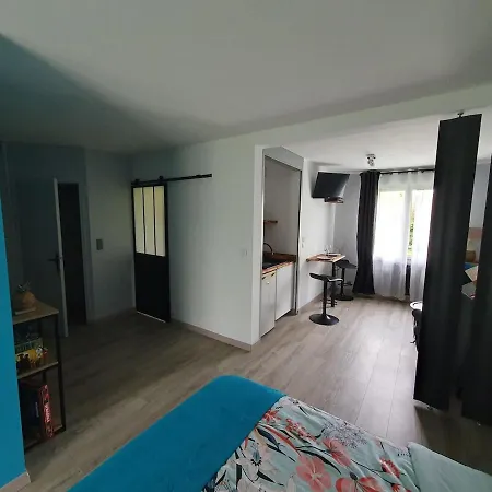 50m2 Independant Dans Maison Familiale Apartamento