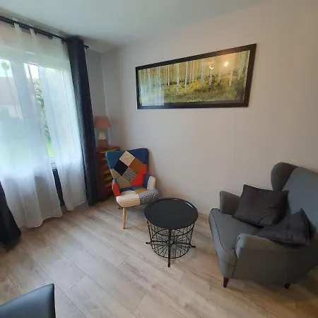 Apartamento 50m2 Independant Dans Maison Familiale *