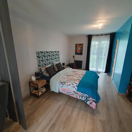 50m2 Independant Dans Maison Familiale * Arnage