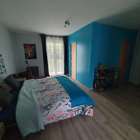 50m2 Independant Dans Maison Familiale