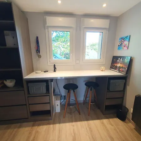 Apartamento 50m2 Independant Dans Maison Familiale