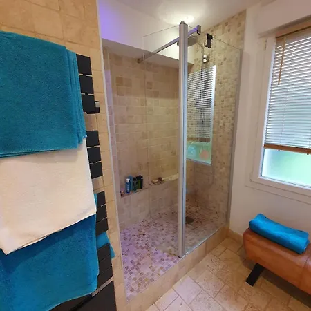 50m2 Independant Dans Maison Familiale Apartamento Arnage