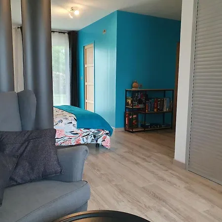 50m2 Independant Dans Maison Familiale Apartamento