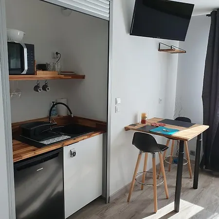 50m2 Independant Dans Maison Familiale Apartamento *
